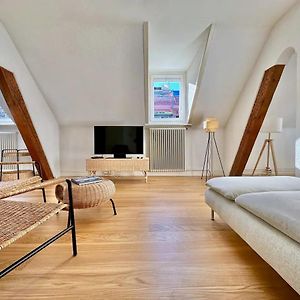 Appartement à 2 Chambres à Coucher