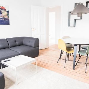 Appartement à 2 Chambres à Coucher