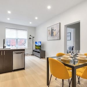 Appartement de Luxe à 2 Chambres à Coucher