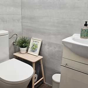 Private Bathroom King Room