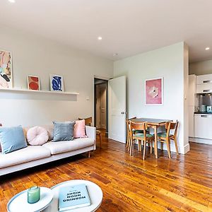 Appartement à 2 Chambres à Coucher