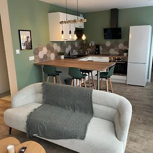 Appartement à 2 Chambres à Coucher