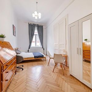 Chambre Standarde Lit King-Size