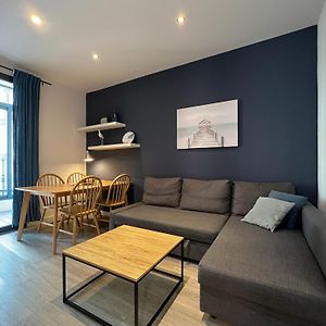 Appartement à 2 Chambres à Coucher