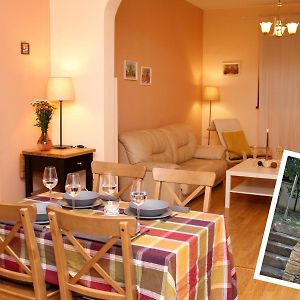 Appartement à 2 Chambres à Coucher