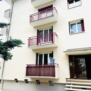 Le White Cosy à 5 minutes du Lac avec parking privatif gratuit