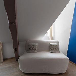 Les Stins - Appartements Climatises - Centre Ville