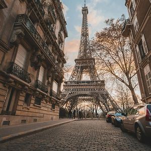 Au Coeur Des Champs Elysees