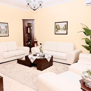 Heart Of Tirana Villa