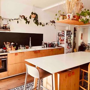 Appartement à 3 Chambres à Coucher