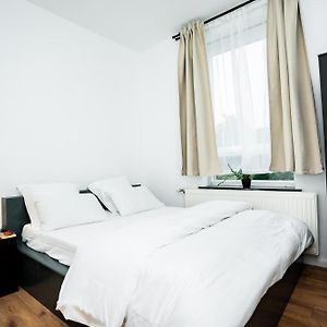 Chambre R1 Avec Salle De Bain Partagee Pres De L'Hopital De La Citadelle A Liege