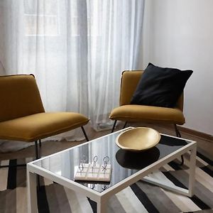 Appartement à 3 Chambres à Coucher