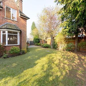 Large Home Near City Centre, Uob & Qe Hospital