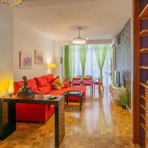 Appartement à 3 Chambres à Coucher