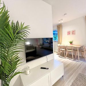 Kleines, Gemuetliches Helles Apartment Im Herzen Hamburgs