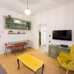 Vintage Apt Next To Acropolis
