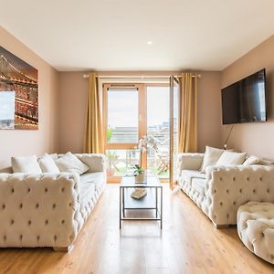 Appartement à 2 Chambres à Coucher