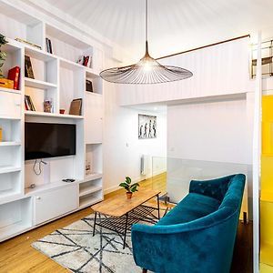 Appartement à 3 Chambres à Coucher