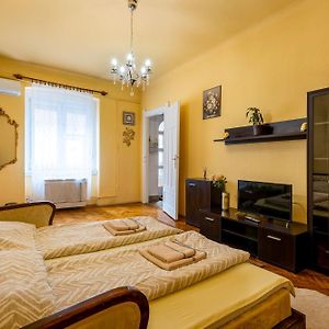 Budapest Central Vintage Apartment