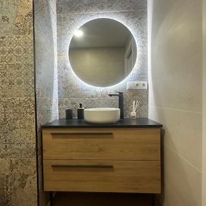 Appartement de Luxe à 2 Chambres à Coucher