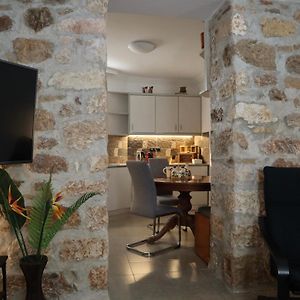 Marianthi'S Studio