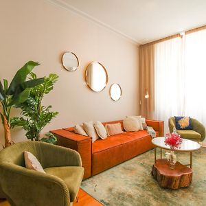 Appartement à 2 Chambres à Coucher