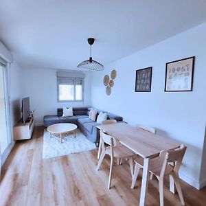 Appartement à 3 Chambres à Coucher