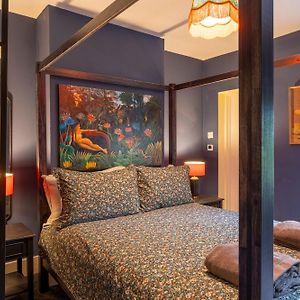 City Centre Luxury House - Garden Oasis, Kingsize Beds