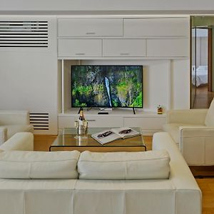 Appartement à 2 Chambres à Coucher