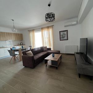 Appartement à 3 Chambres à Coucher