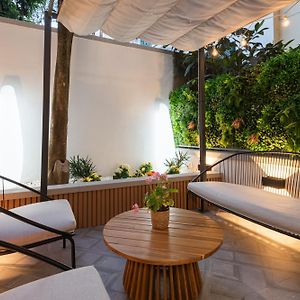 Elegante Appartamento Con Giardino Privato, Jacuzzi Nel Cuore Di Firenze
