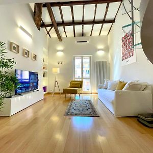 Vittoria'S Home