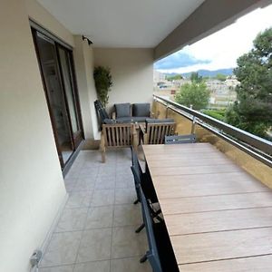 Appartement à 2 Chambres à Coucher