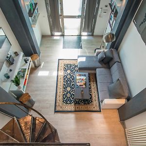 The Loft Gallery By Giulia