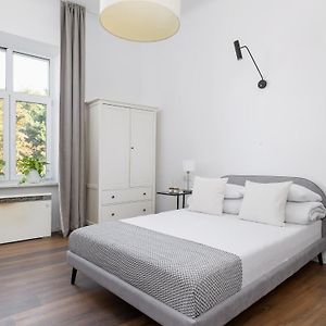 1-Bedroom Apartment - Dluga 65 Street