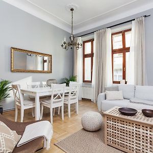 Main Square Apartment - Private Parking - Sw Krzyza 16