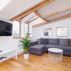 2 Bedroom Apartment With Terrace- Pilsudskiego 11