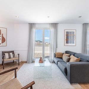 The Corner Apartments By Aspasios