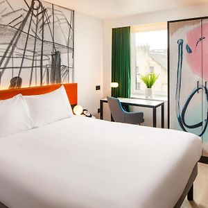 Chambre Lit Queen-Size