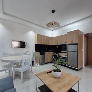 Appartement à 2 Chambres à Coucher