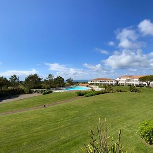 Appartement vue mer en residence piscines