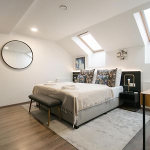 Coru House