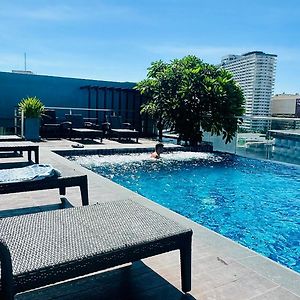 The Base Inn Pattaya
