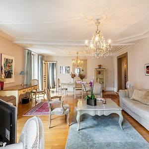 Guestready - Sejour Vintage Dans Le 8E Arr.