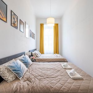 Appartement de Luxe à 4 Chambres à Coucher