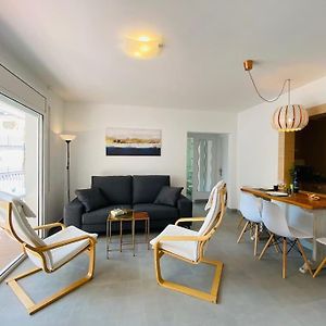 Appartement à 3 Chambres à Coucher