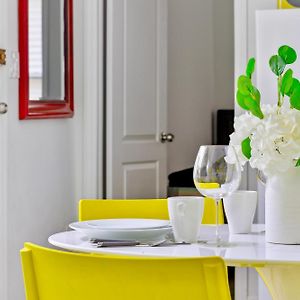 Appartement à 2 Chambres à Coucher