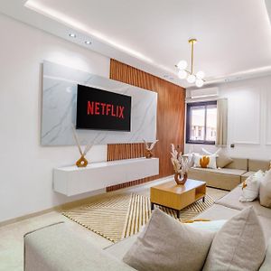 Elegant And Cozy 3 Bedrooms In Hivernage