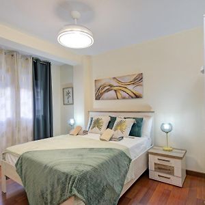 Apartamento Centrico En Granada Con Wifi