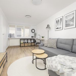 Appartement à 2 Chambres à Coucher